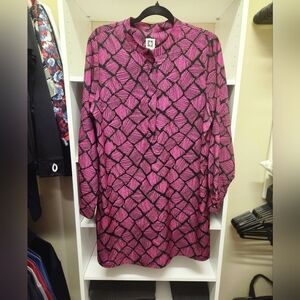 Chico's Pink and Black Geometric Tunic Blouse